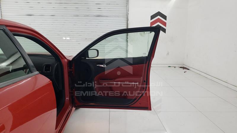 VIN: 2C3CDXCT7CH206422 Auction: EmiratesAuction Lot: 347502 2C3CDXCT7CH206422 Dodge Charger 2012 RED Photo 32