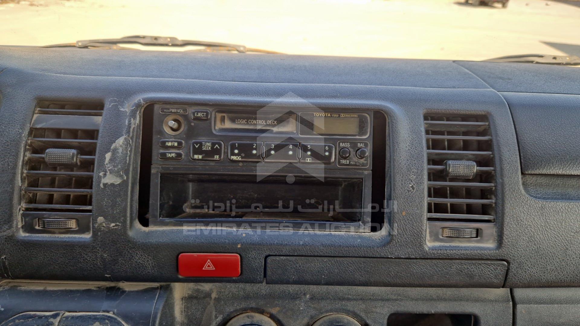 2015 TOYOTA HIACE VIN: JTGJX02P6F5041788