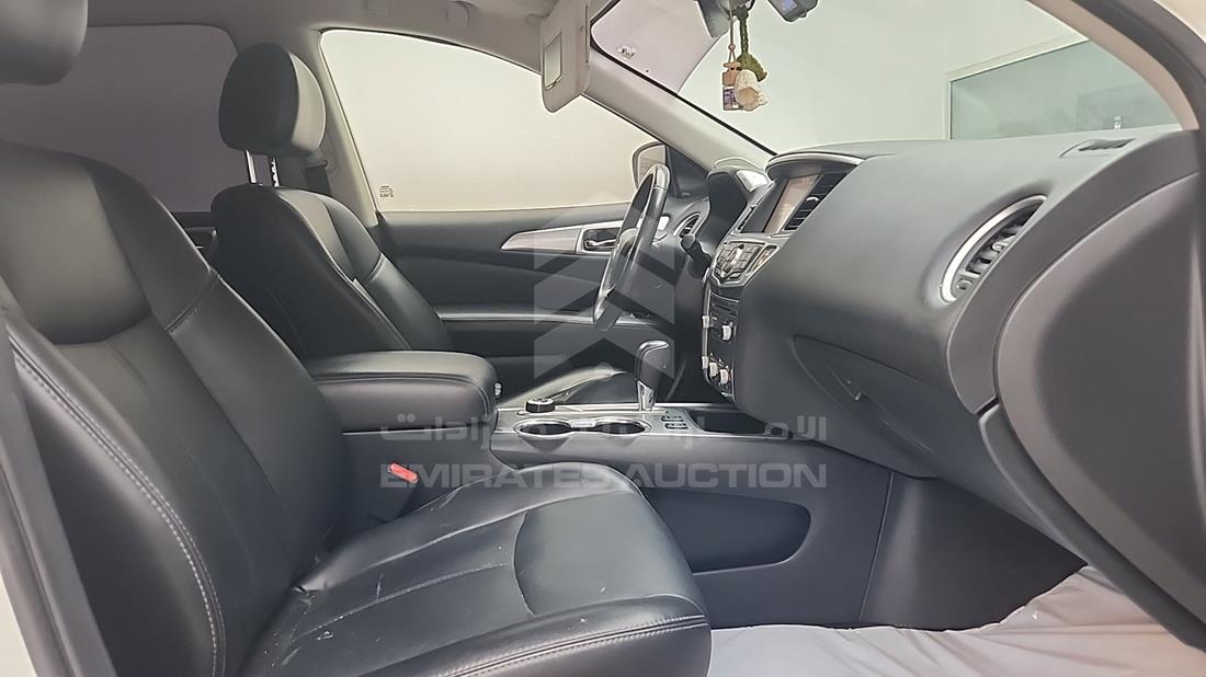 2017 Nissan Pathfinder — Front Right Passenger Seat View — Photo 26
