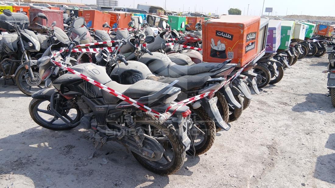 5 Motorbikes — Rear Left Angle — Photo 7