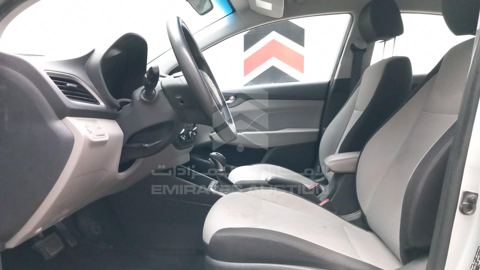 2019 HYUNDAI ACCENT VIN: MALC741C3KM105441