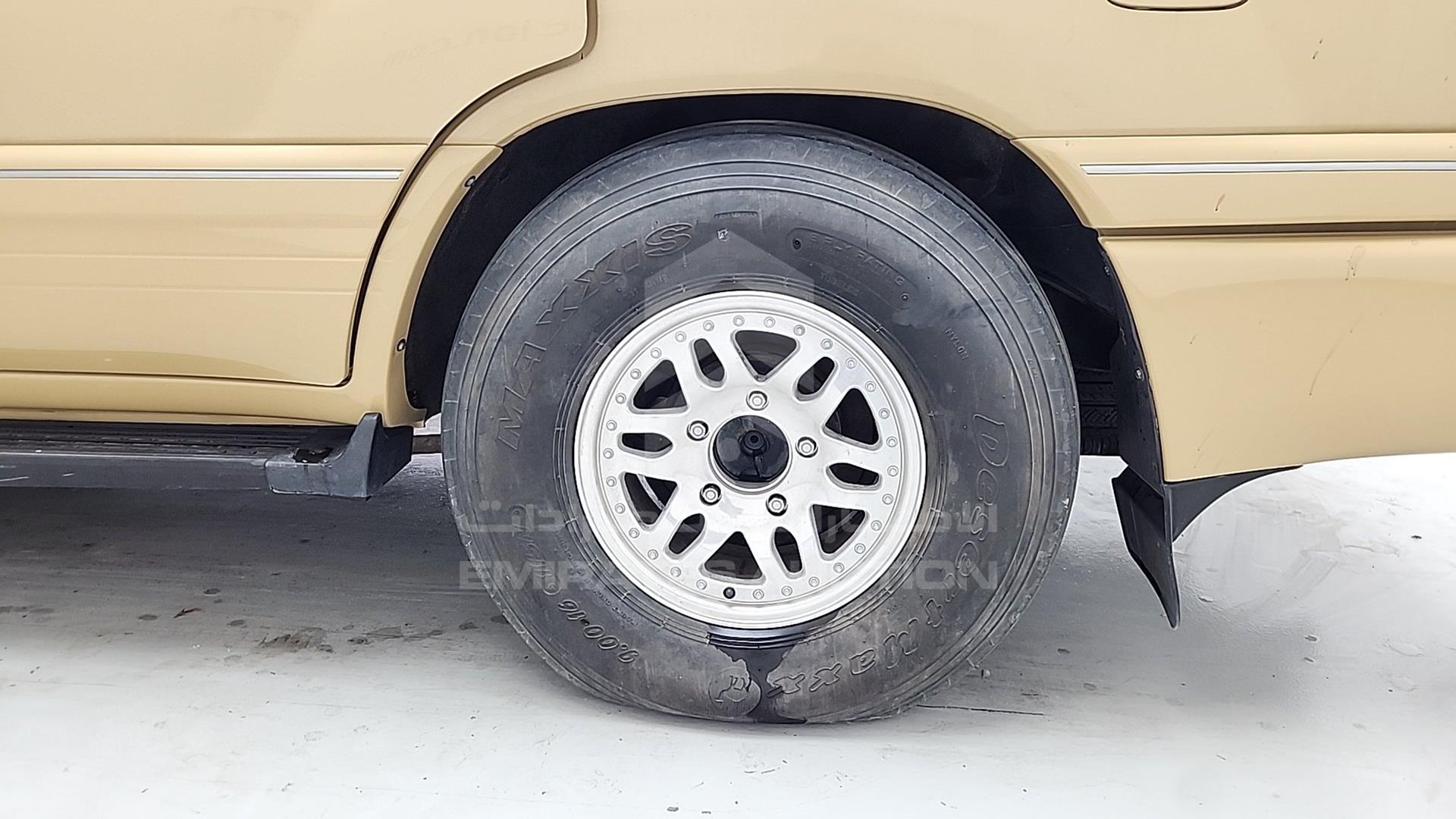 1999 LEXUS LX 470 VIN: JT6HT00W7Y0087848