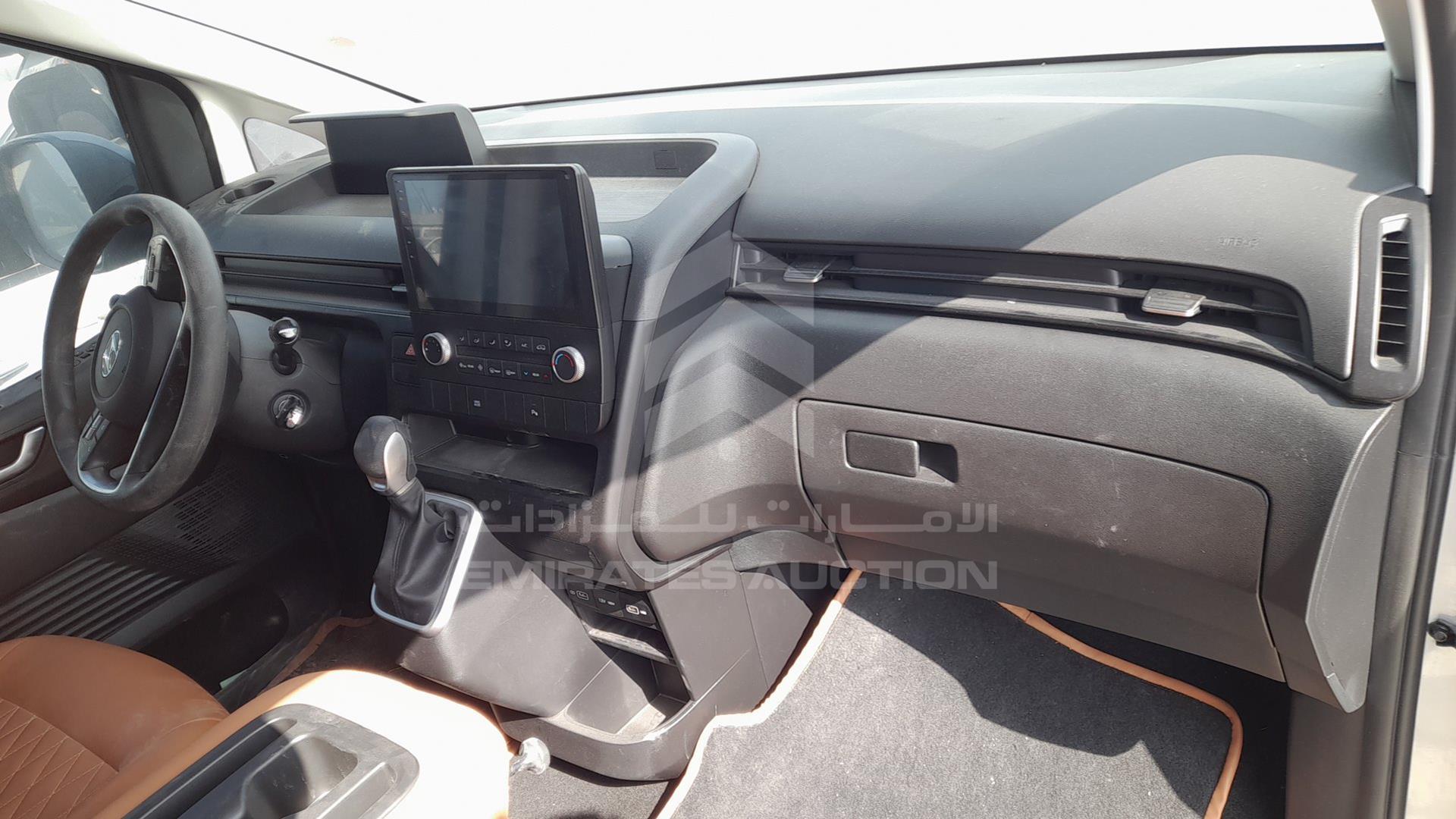 2024 HYUNDAI STARIA VIN: KMHYB814BRU146969
