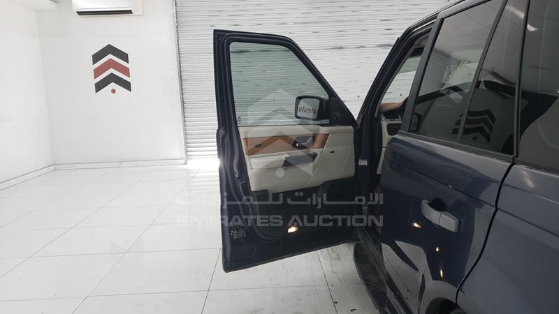 SALLSAA348A132343 Auction: EmiratesAuction Lot: 406587 SALLSAA348A132343 Range Rover Sport 2008 BLUE Photo 10