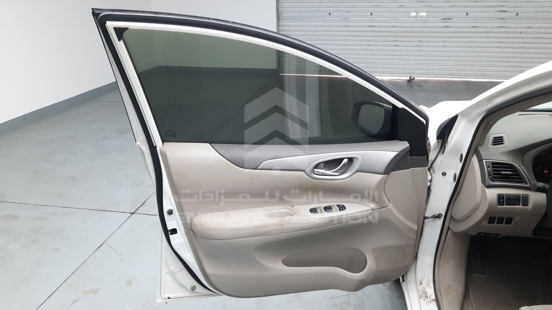 2014 NISSAN TIIDA VIN: MNTBC2C92E6000049