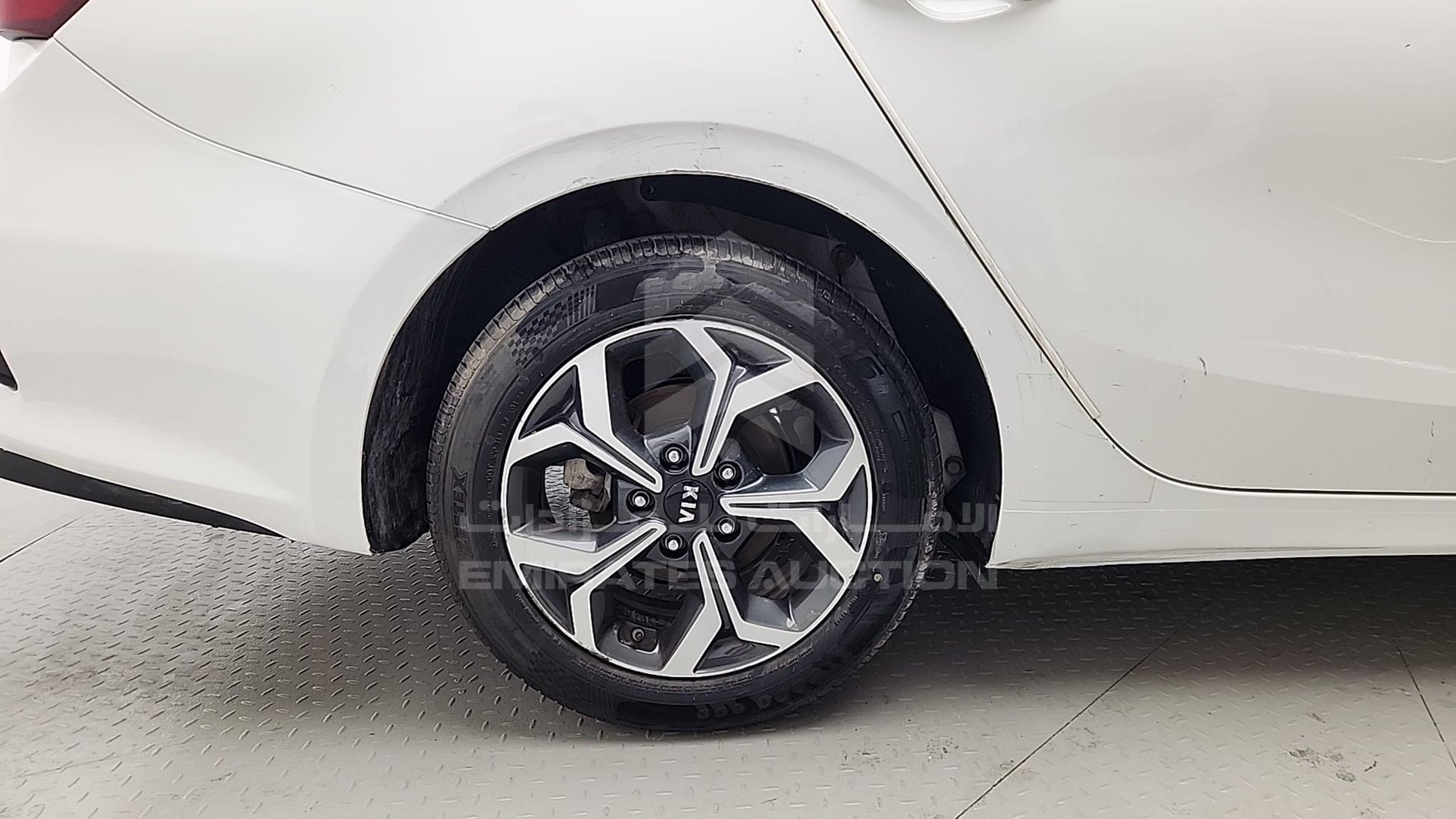 2019 KIA FORTE VIN: 3KPF24AD2KE005885