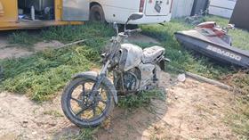 Bajaj Pulsar — Front Left Angle — Photo 5 — Thumbnail