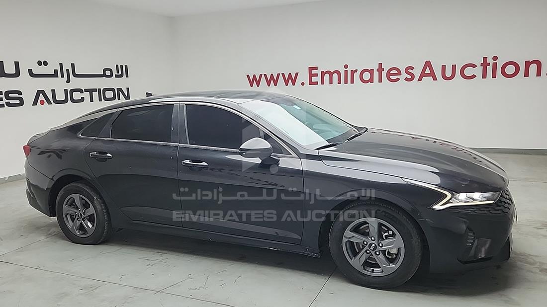 كيا كي 5 2021 — الزاوية الأمامية اليمنى — صورة 9