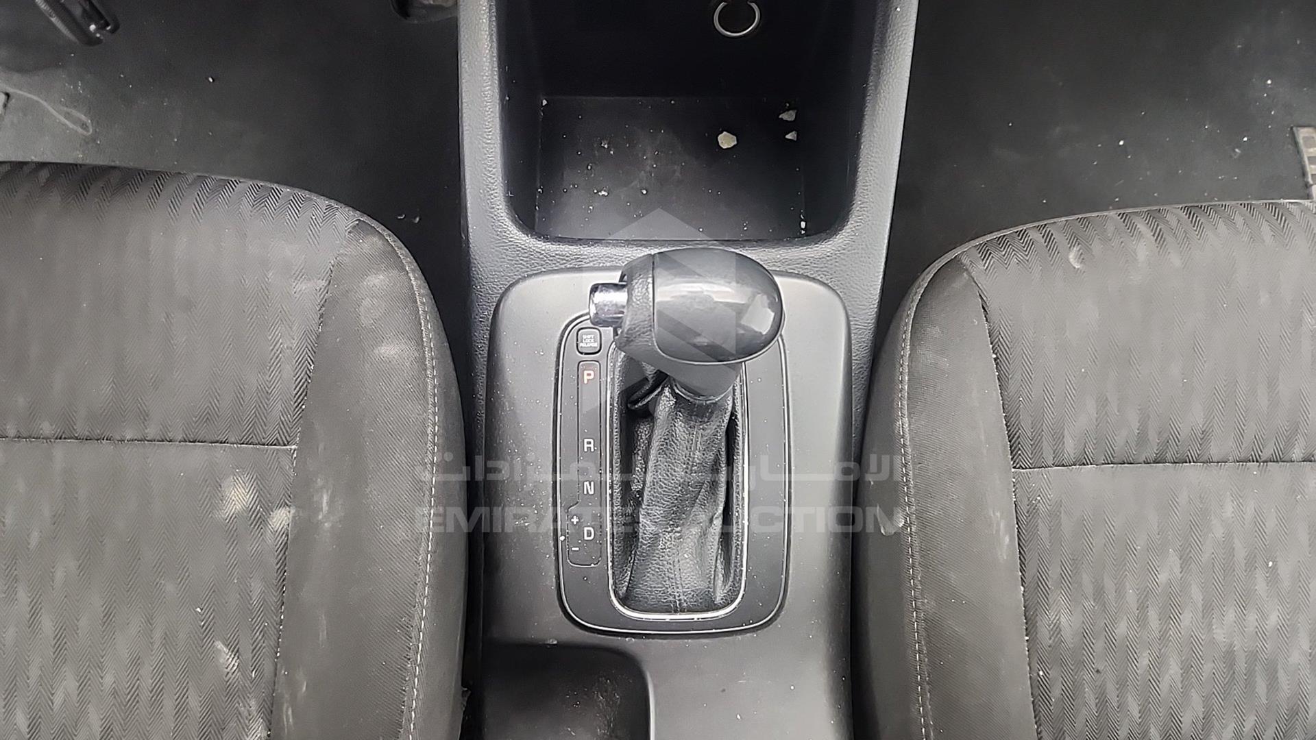 2016 KIA CERATO VIN: KNAFJ4110G5915950