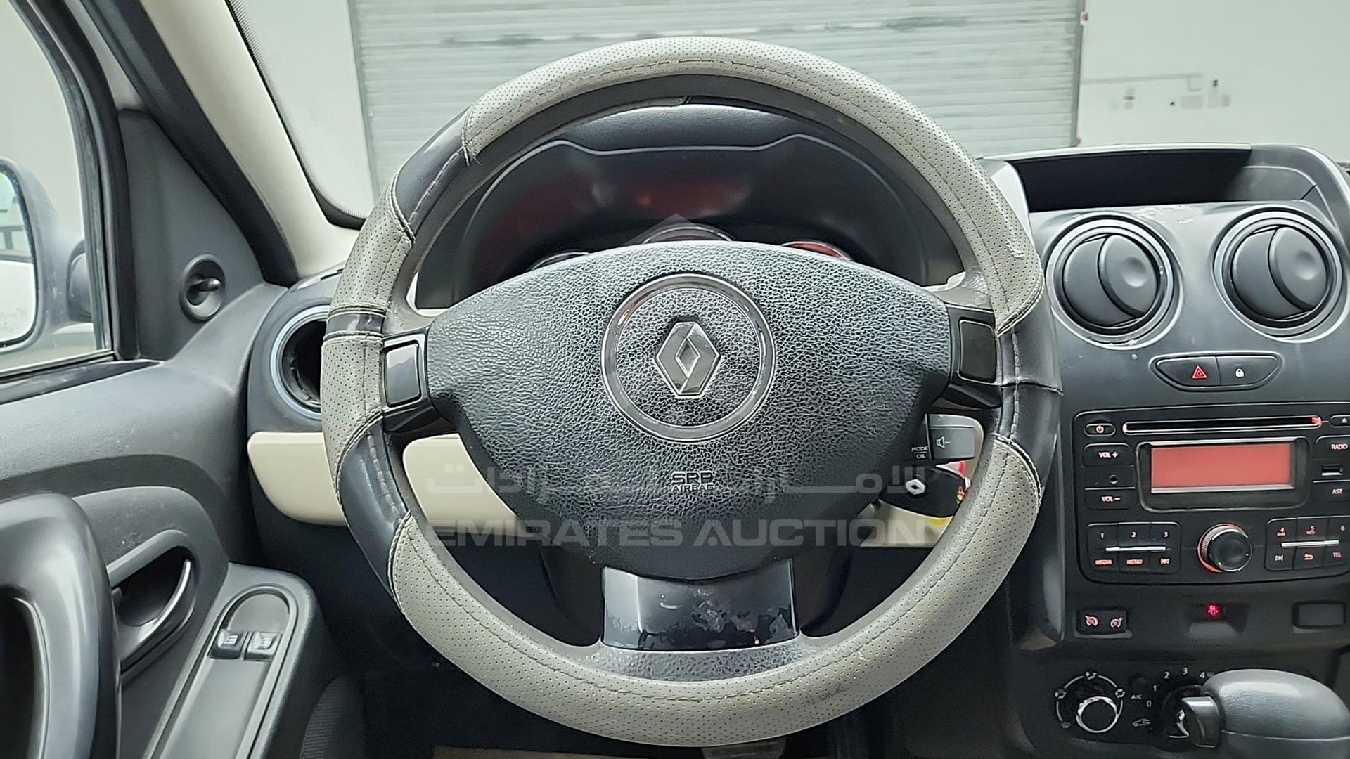 2017 RENAULT DUSTER VIN: VF1HSRGJ8HA529118