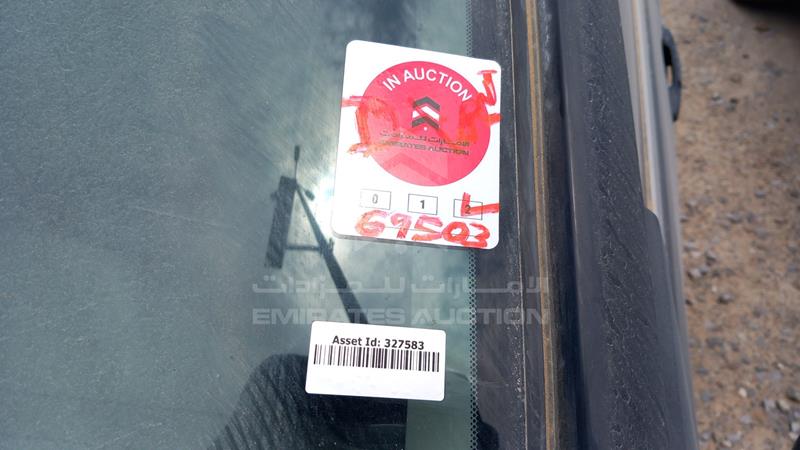 MNTBC2C93E6002165 Auction: EmiratesAuction Lot: 406094 MNTBC2C93E6002165 Nissan Tiida 2014 BLACK Photo 26