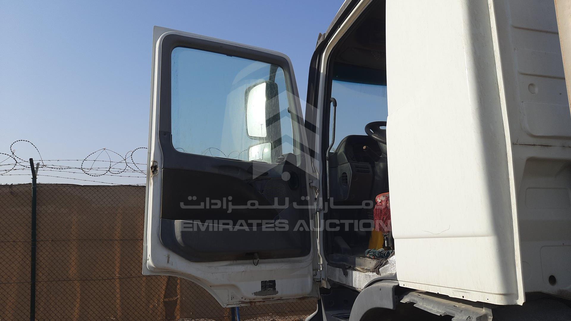 2009 MERCEDES 3848 VIN: WDA9HDAB39L376486