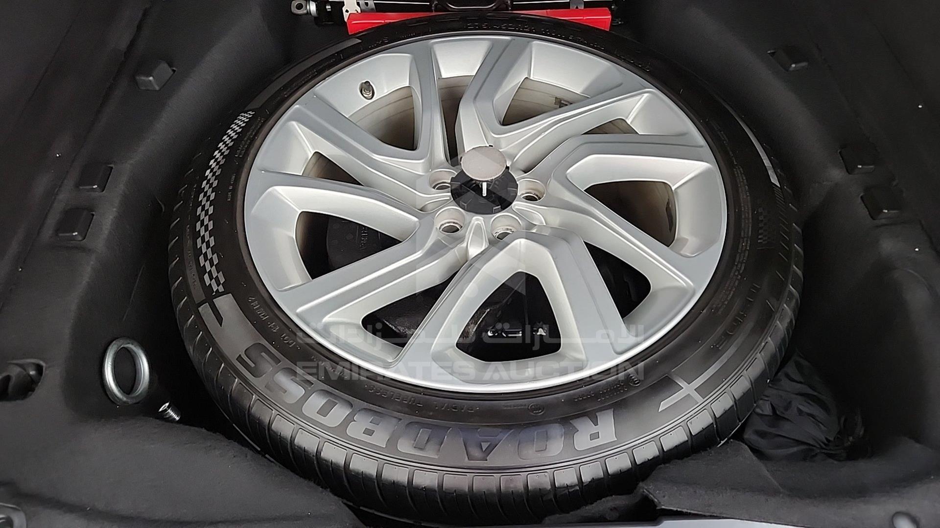 2019 RANGE ROVER SPORT VIN: SALWA2BE9KA832194