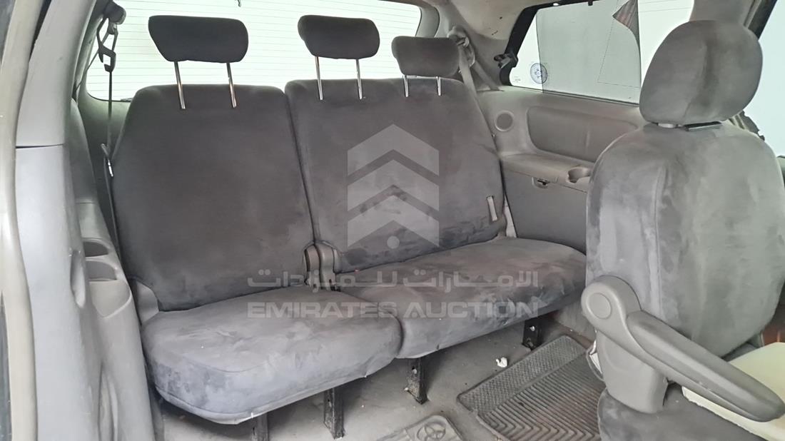 2004 Toyota Sienna — Rear Right Passenger View — Photo 30