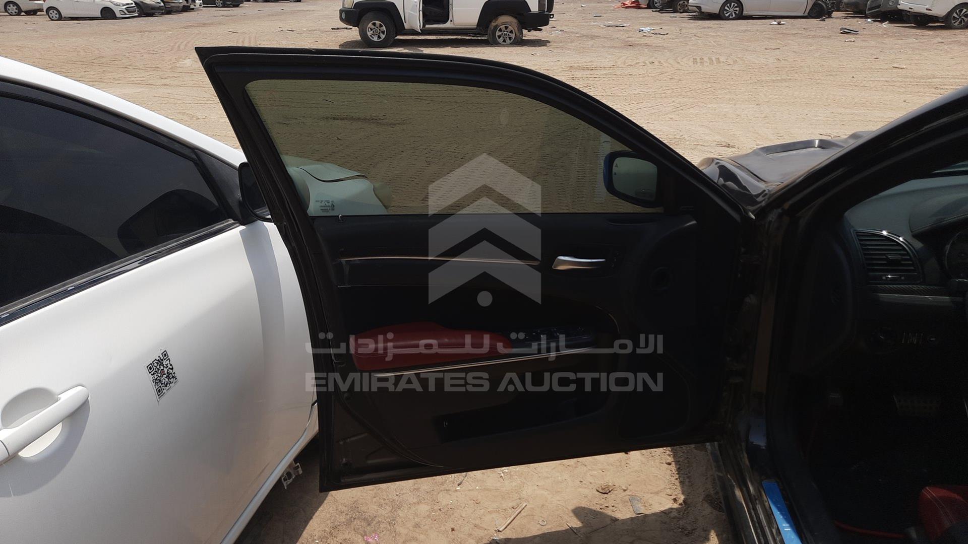 2014 CHRYSLER 300 C VIN: 2C3CCAFJ4EH278207