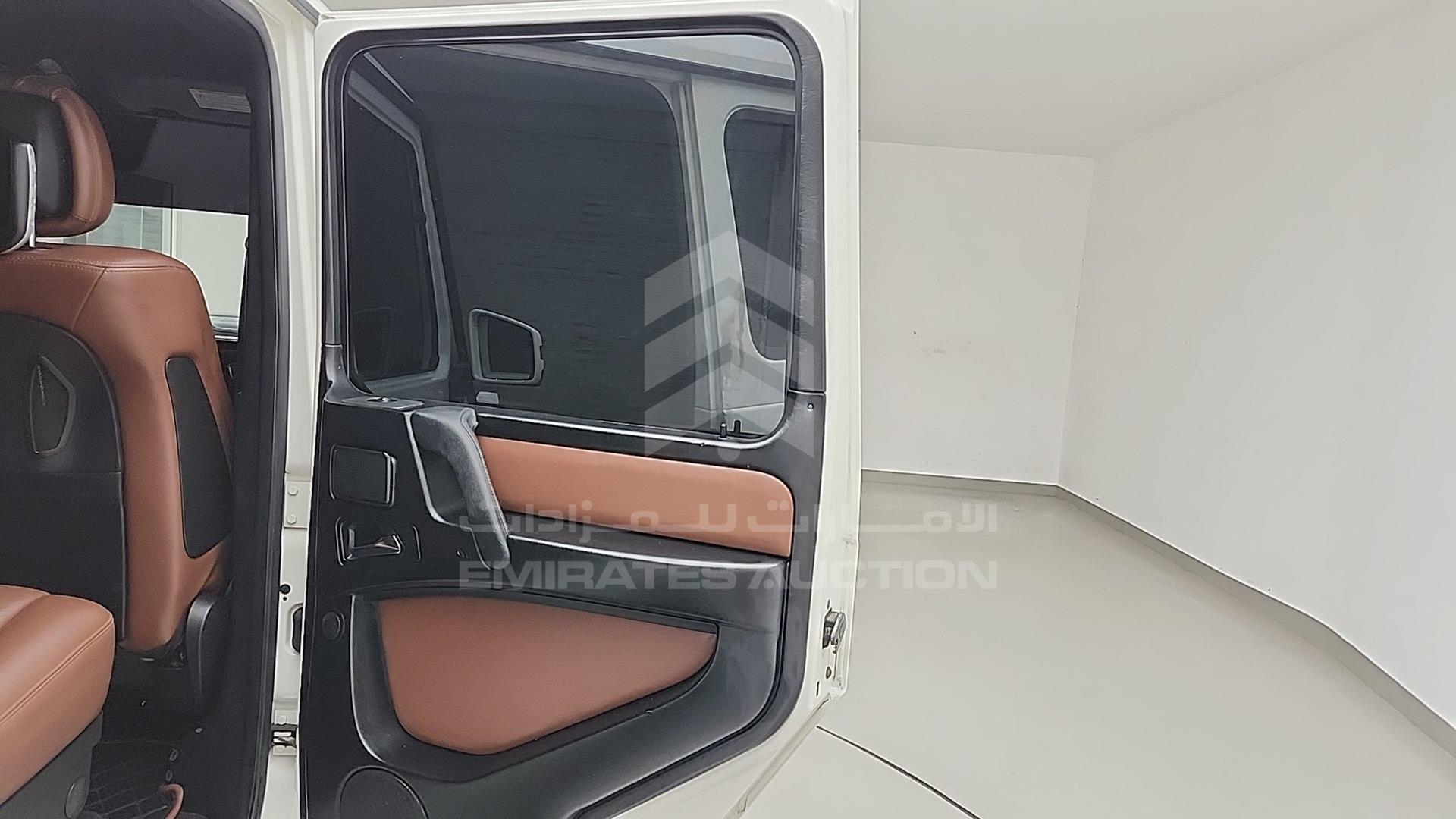 2011 MERCEDES G 55 VIN: WDB4632701X188797