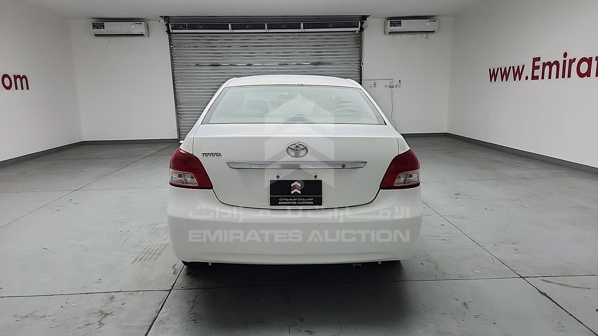2009 TOYOTA YARIS VIN: JTDBW923494025637