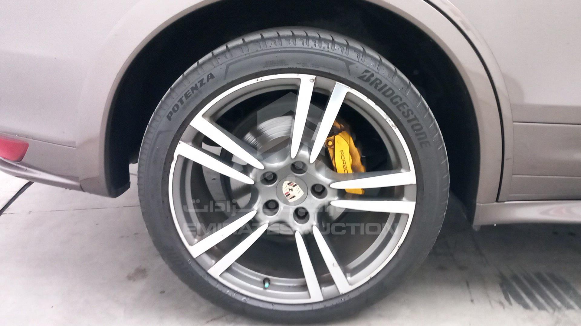 2012 PORSCHE CAYENNE VIN: WP1ZZZ92ZCLA47106