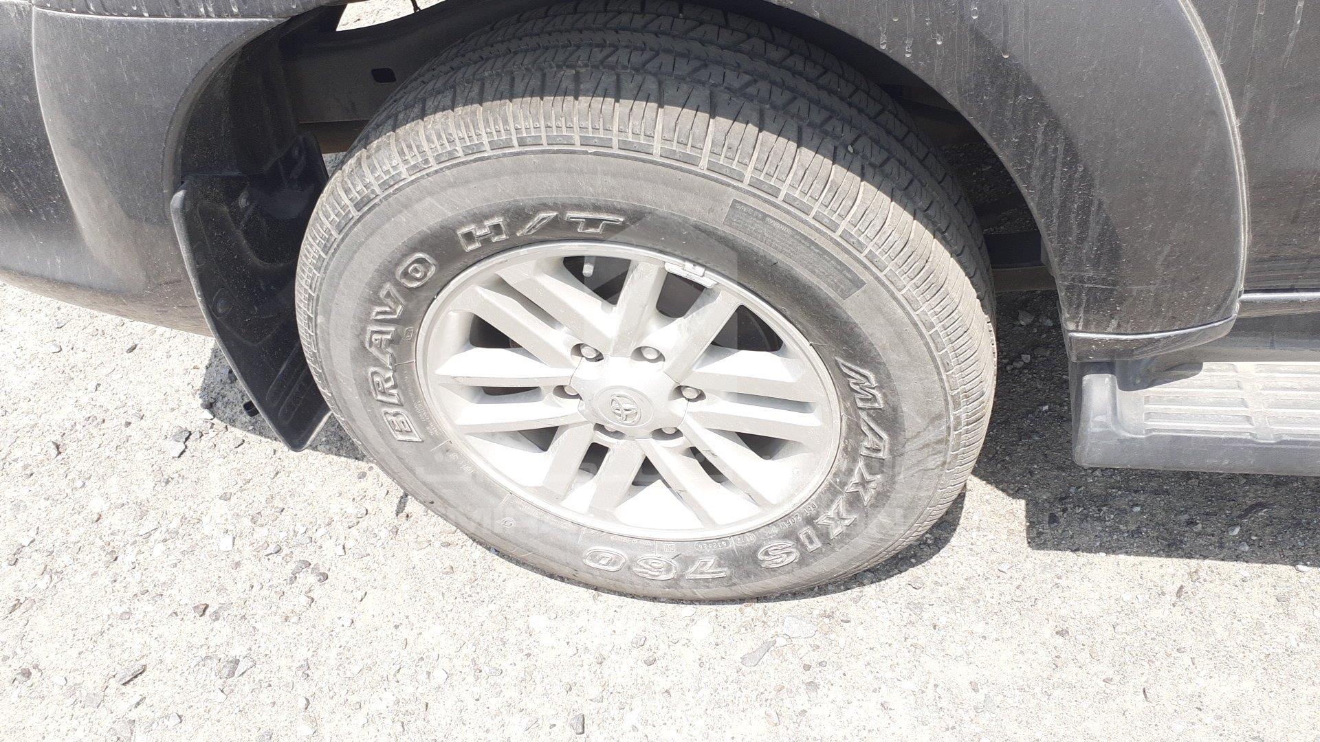MHFYX59G0D8046614 - 2013 Toyota Fortuner - #359324