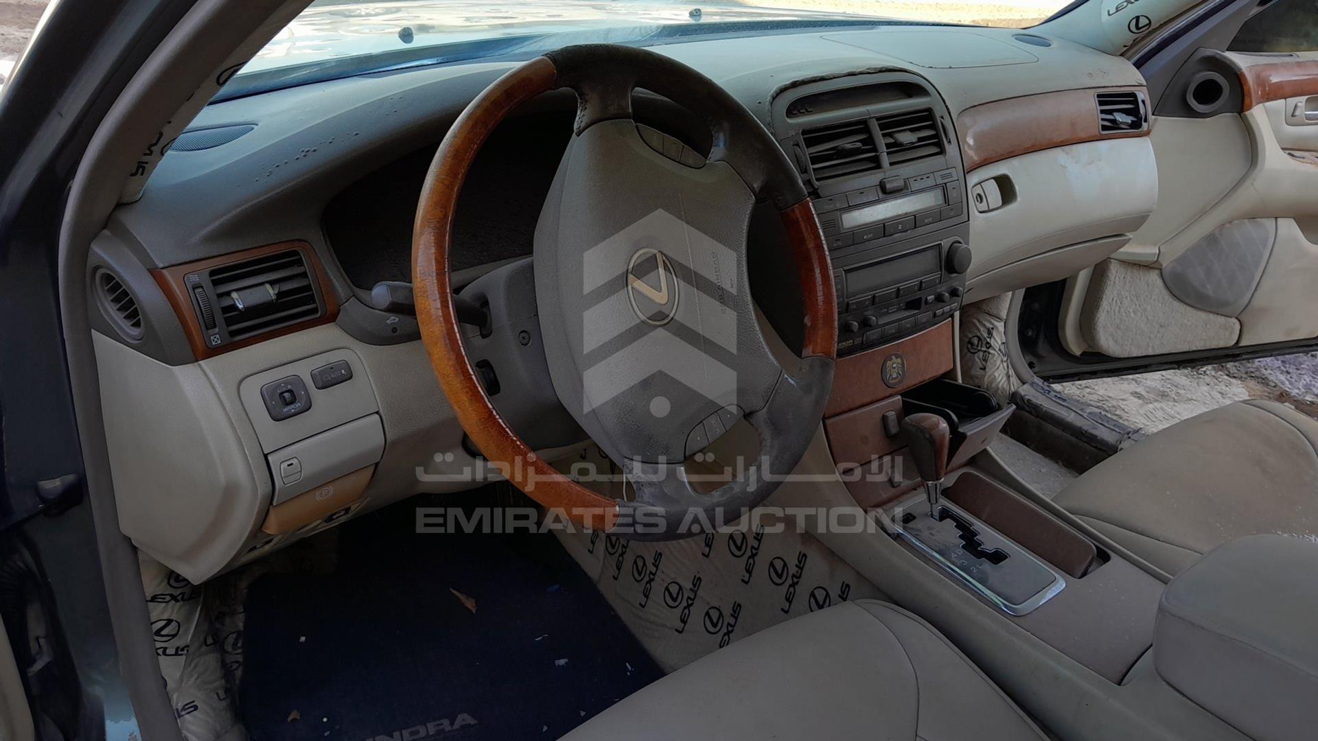 2002 LEXUS LS 430 VIN: JTHBN30F220065918