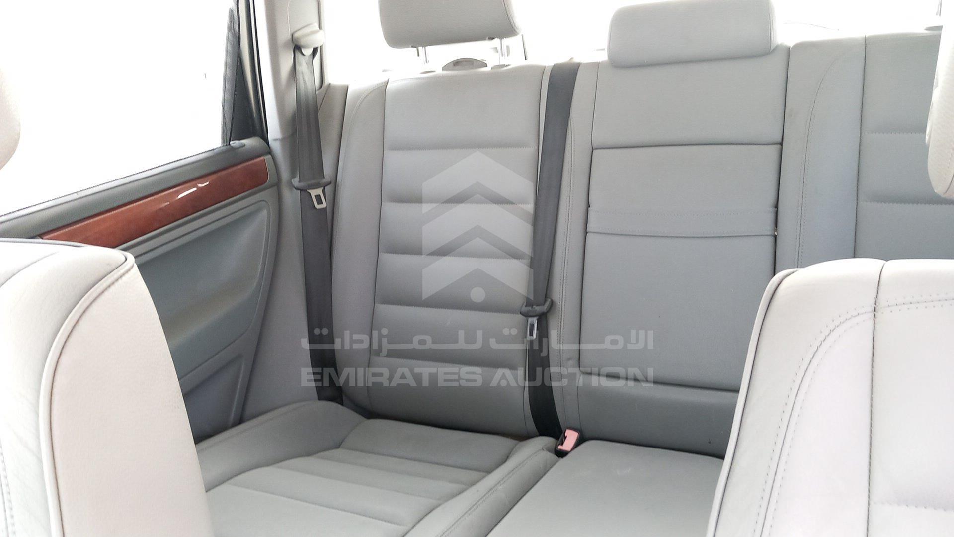2005 VOLKSWAGEN TOUAREG VIN: WVGAE57L85D054872