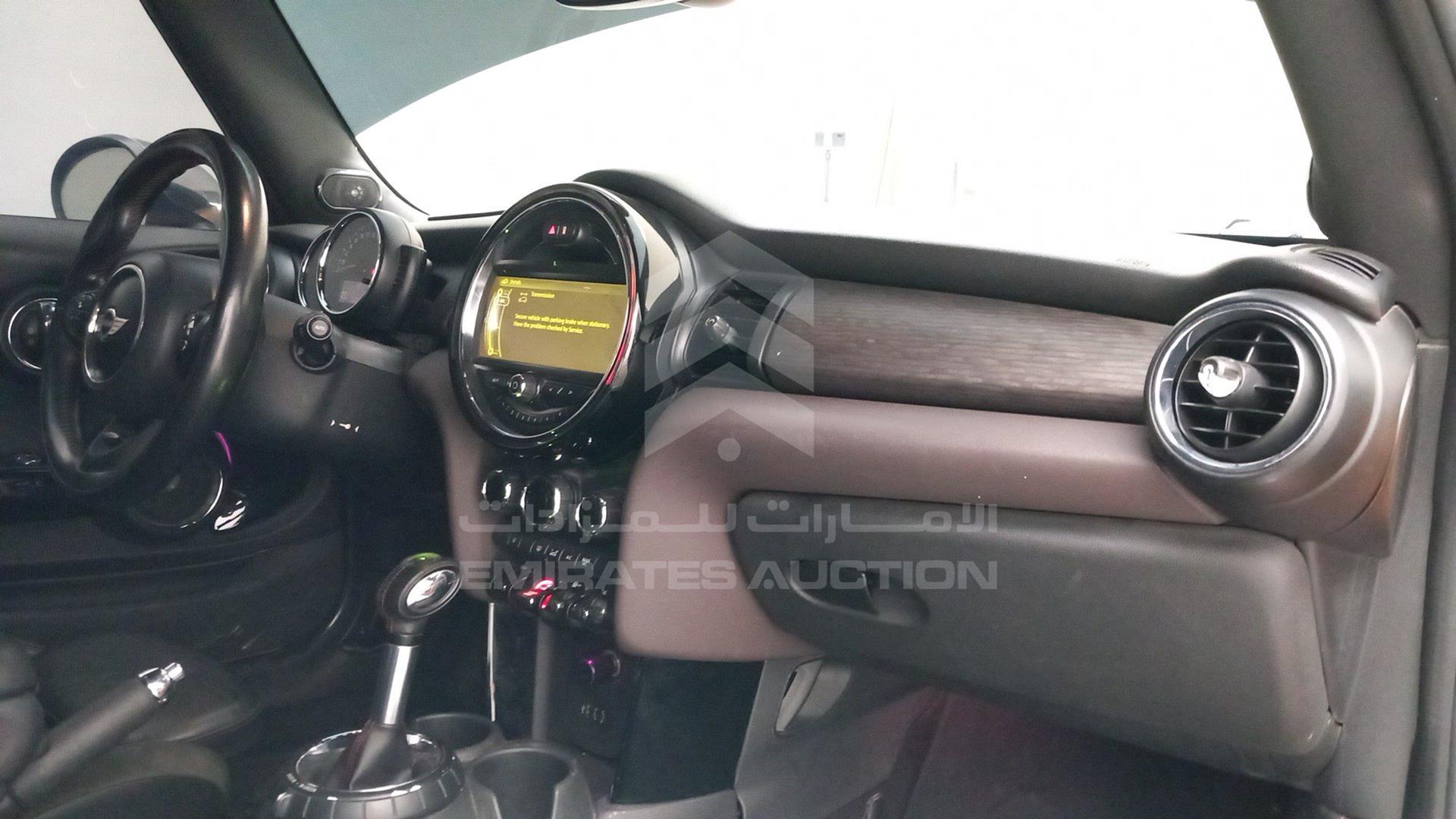 2014 MINI COOPER S VIN: WMWXM7109ET905379