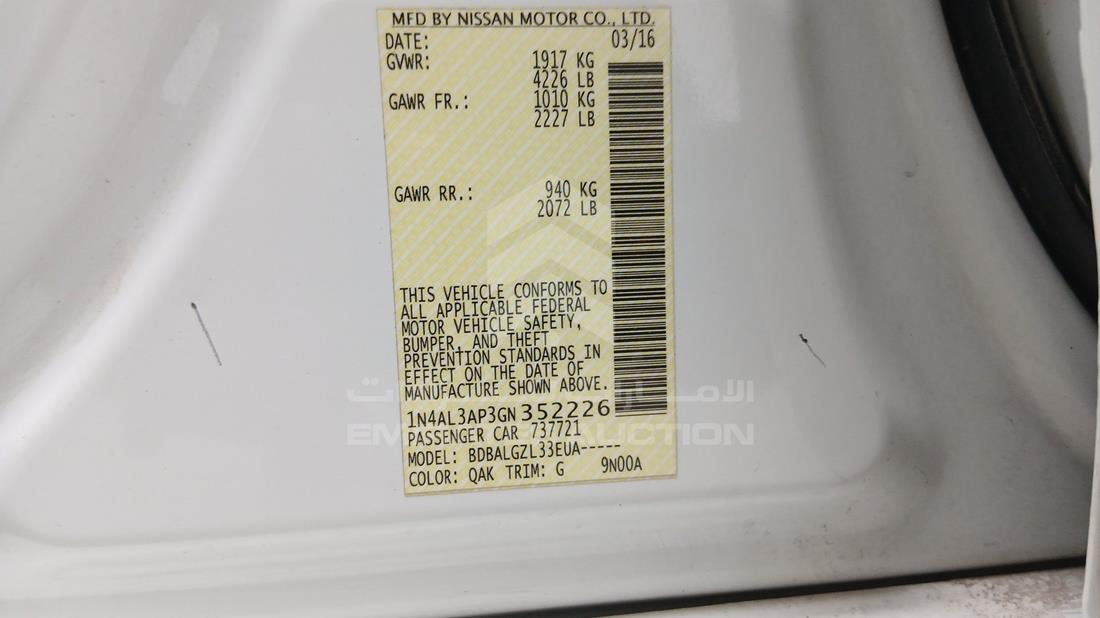 2016 Nissan Altima — VIN on Frame — Photo 3
