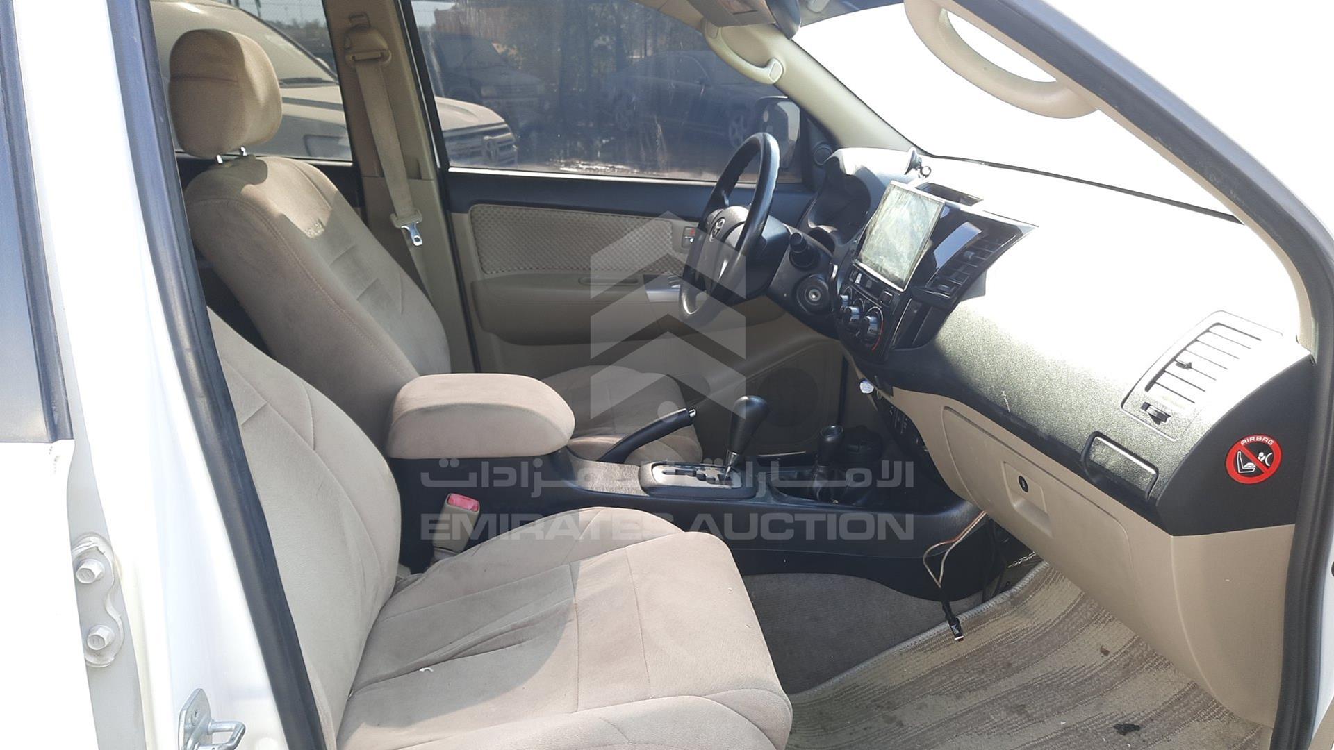 2015 TOYOTA FORTUNER VIN: MHFYX59G8F8068248