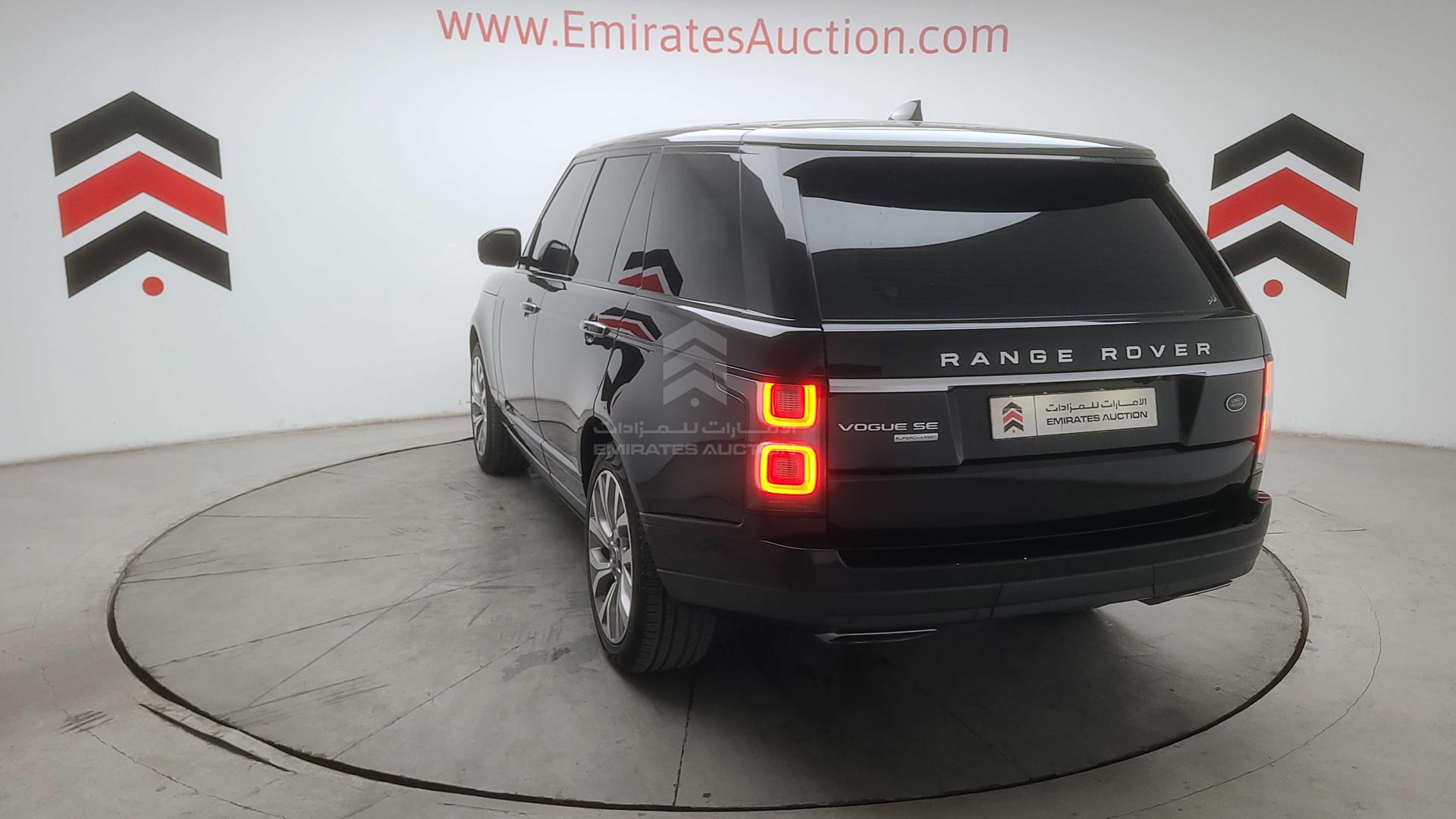 2018 RANGE ROVER VOGUE VIN: SALGA2BE5JA502586