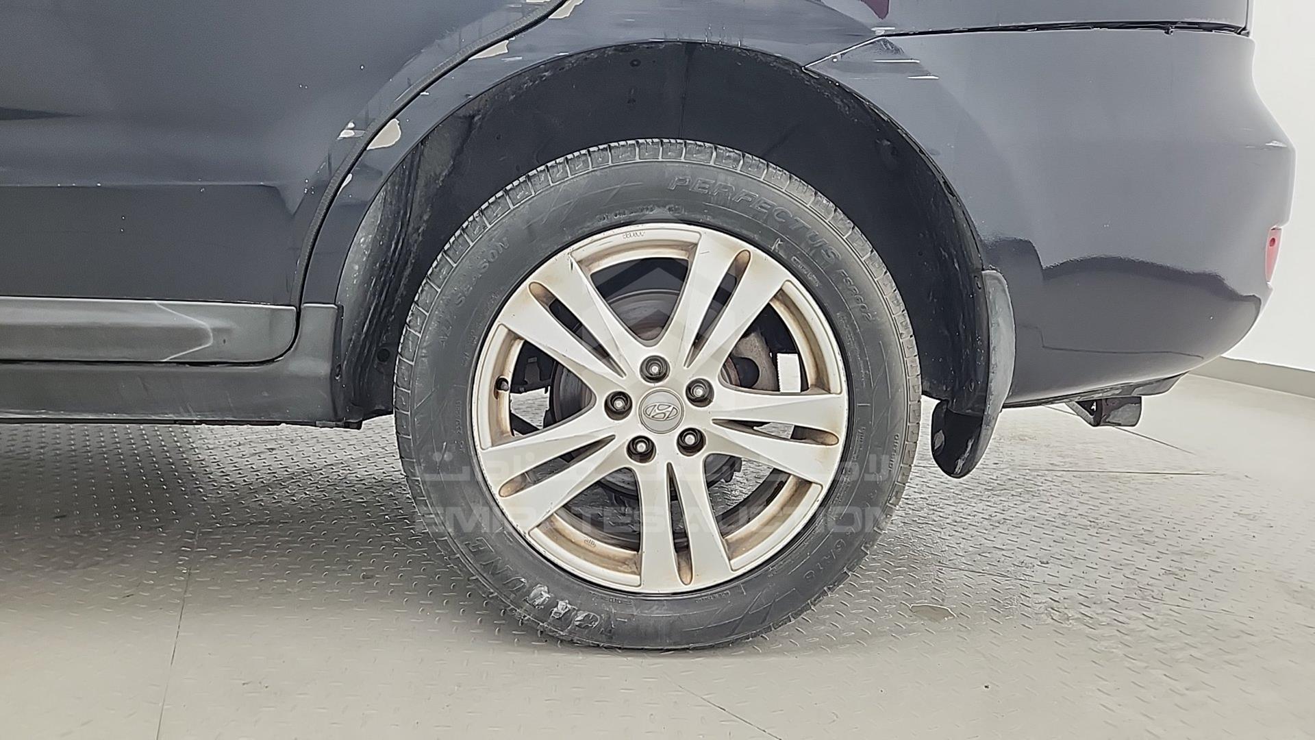 2008 HYUNDAI SANTA FE VIN: 5NMSG13E28H184449