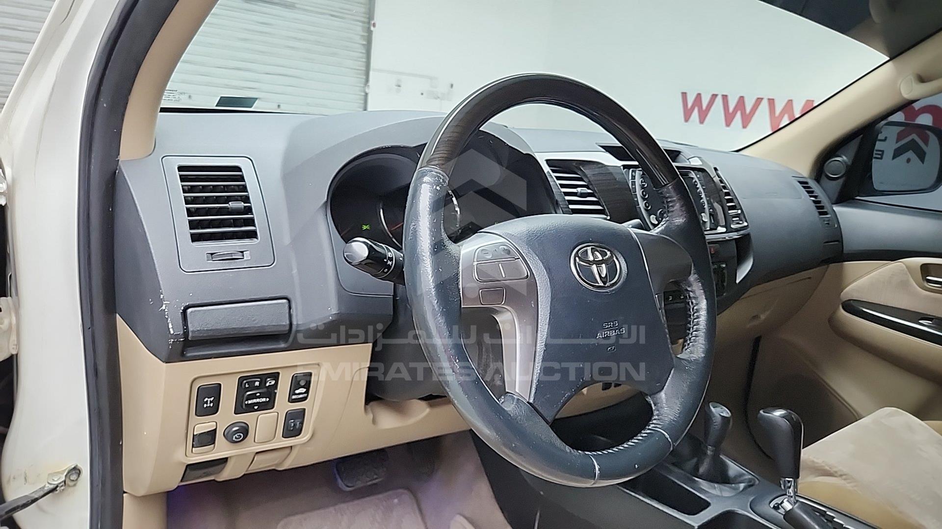 2014 TOYOTA FORTUNER VIN: MHFYU59G0E7034480