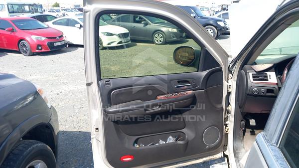 Cadillac Escalade 2008 1GYFK668X8R186040 Image 3