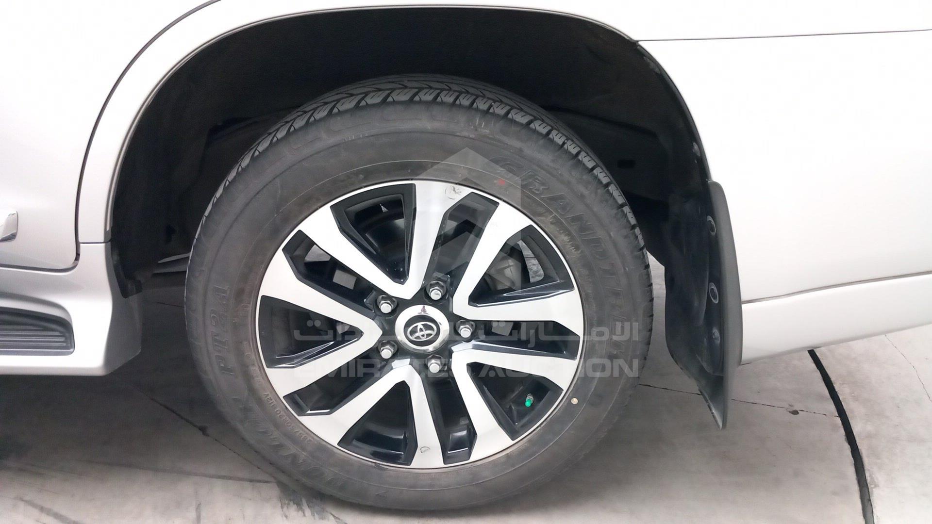 2019 TOYOTA LAND CRUISER VIN: JTMHX01J6K4189139