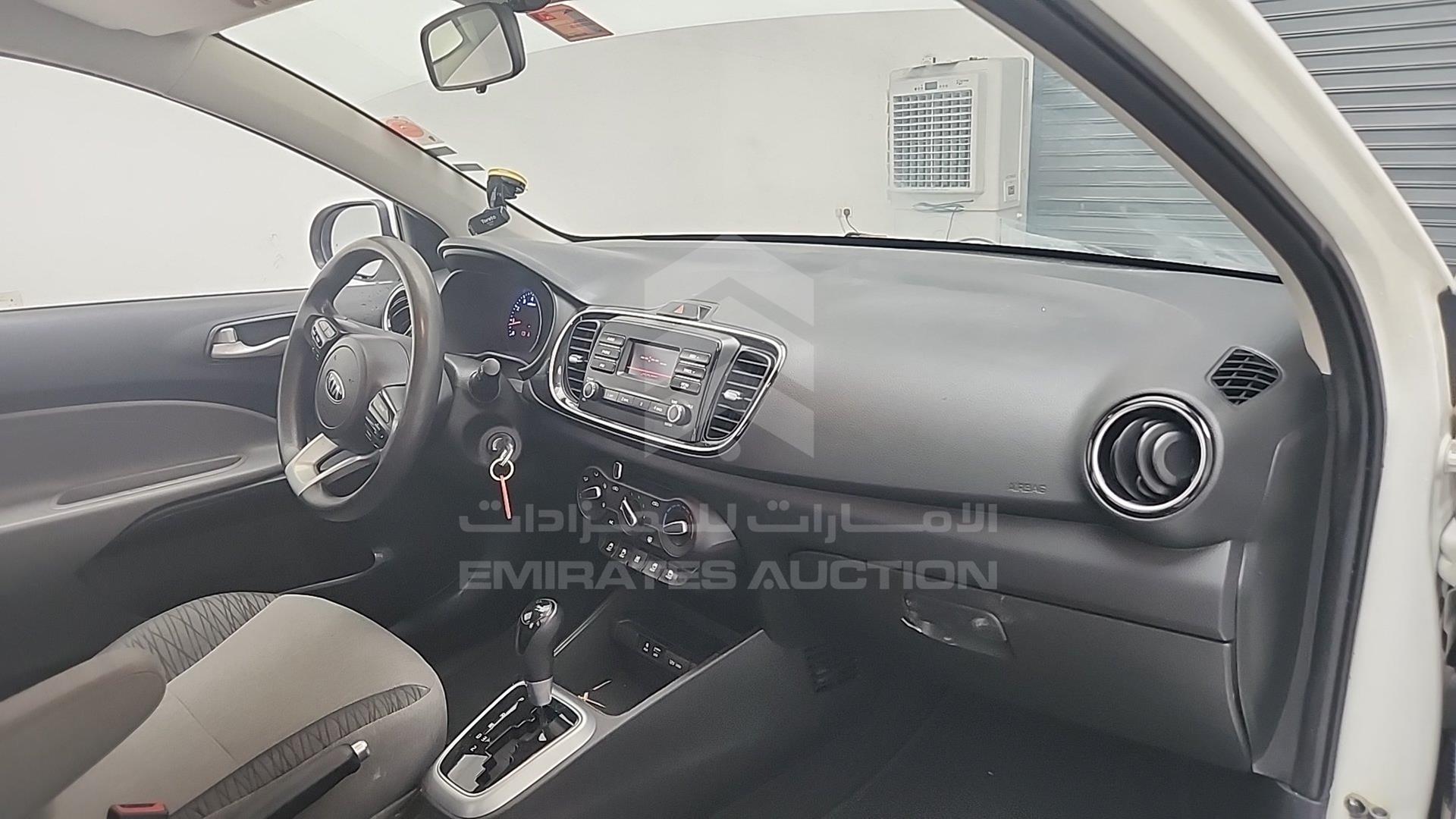 2020 KIA PEGAS VIN: LJD0AA290L0123220