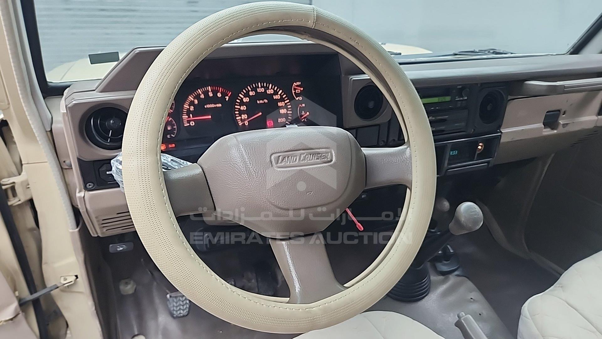 2009 TOYOTA LAND CRUISER VIN: JTFLJ73J196052911