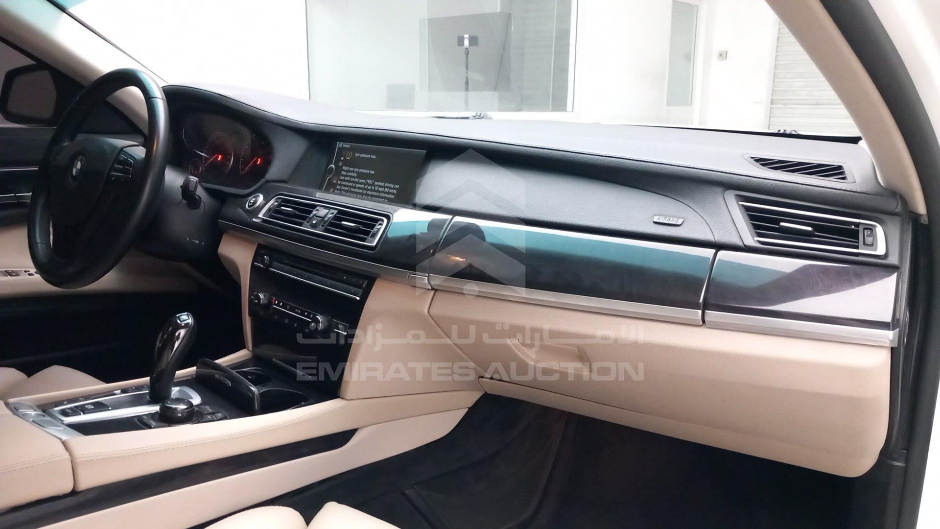 2009 BMW 740 IL VIN: WBAKB410X9CY46332