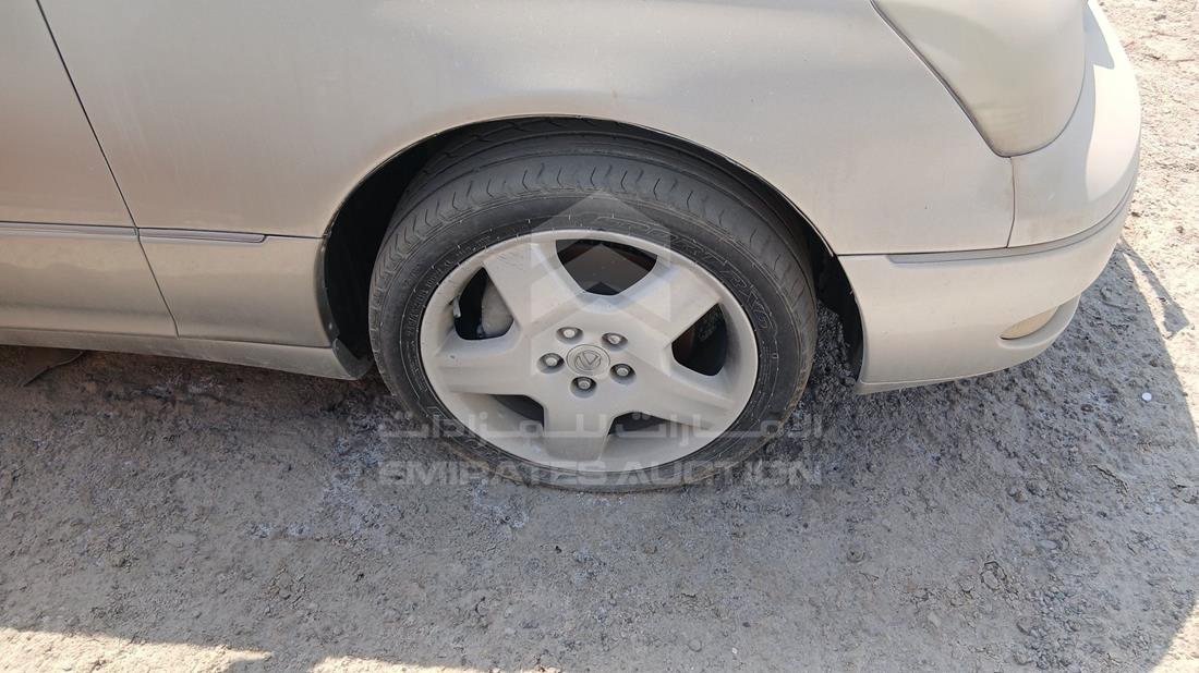 2002 Lexus LS 430 - Scrap without document — Front Right Tyre — Photo 27