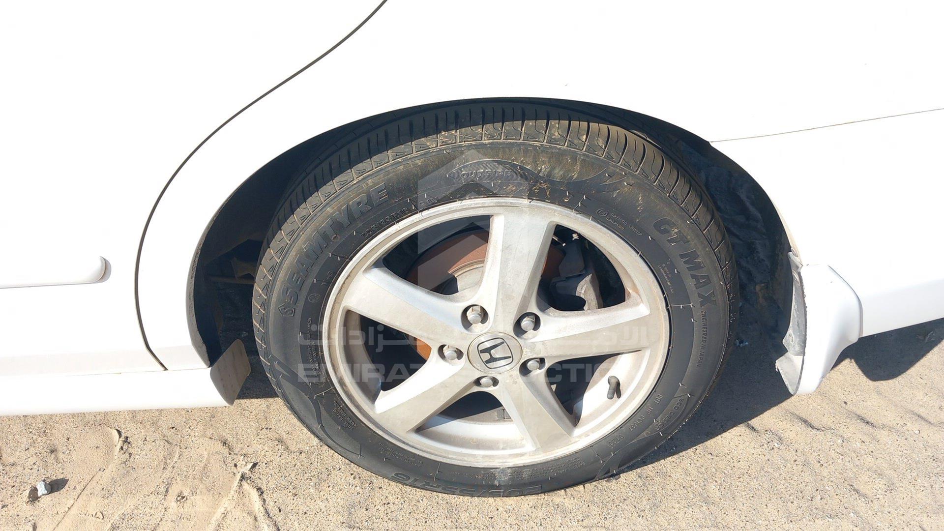 2004 HONDA ACCORD VIN: JHMCM56704C403479