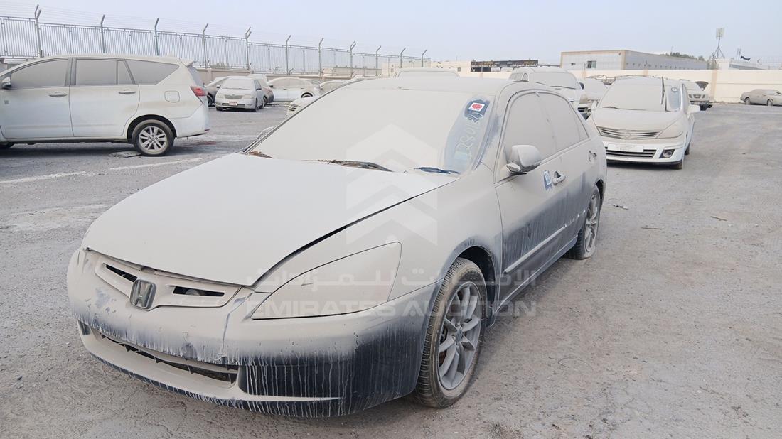 هوندا اكورد 2005 — الزاوية الأمامية اليسرى — صورة 5