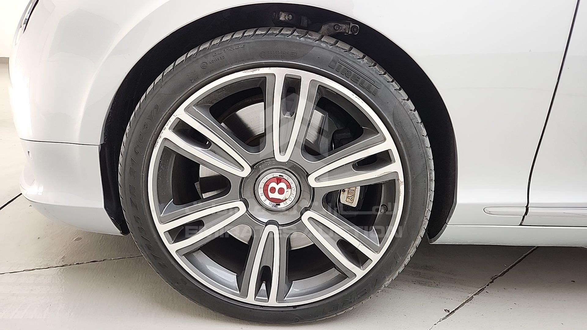 2013 BENTLEY CONTINENTAL VIN: SCBFN63W8DC086650