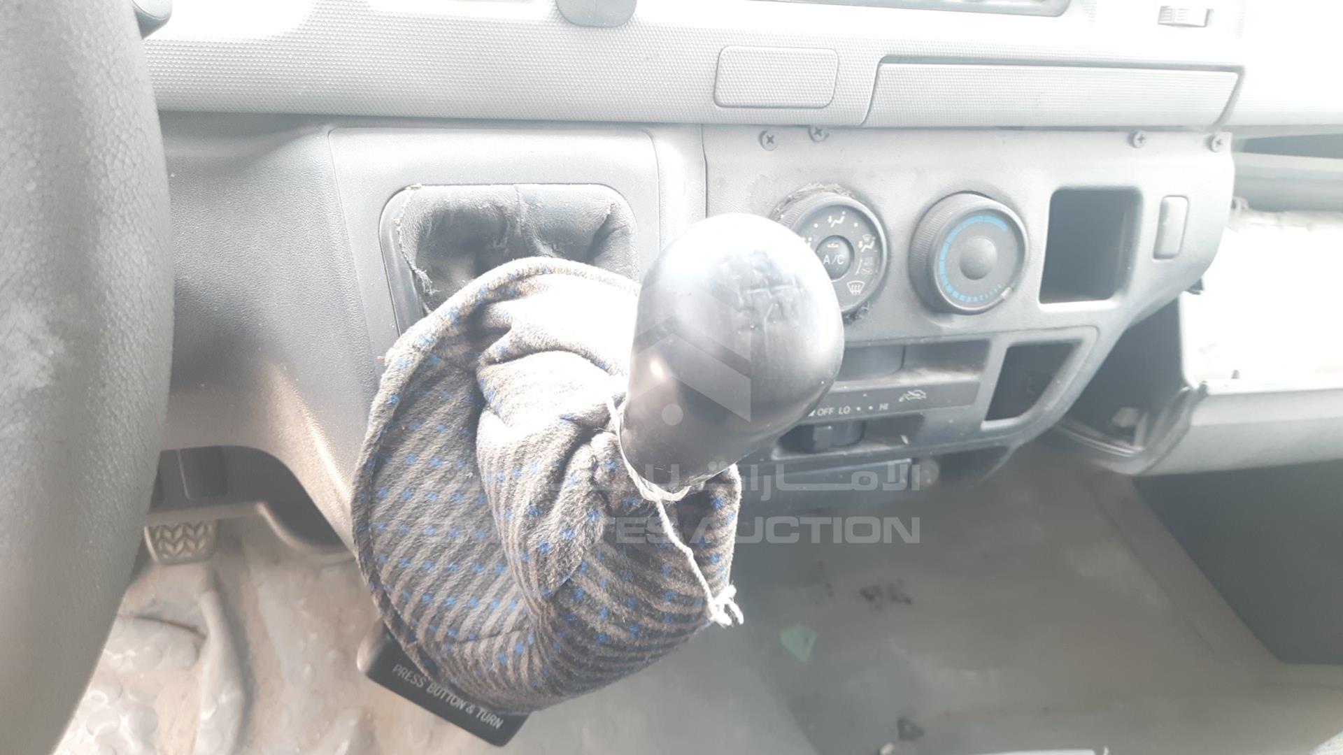 2009 TOYOTA HIACE VIN: JTFHX02P890040579