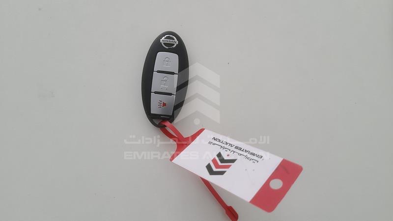 5N1DR2M53JC600144 Auction: EmiratesAuction Lot: 409004 5N1DR2M53JC600144 Nissan Pathfinder 2018 WHITE Photo 5