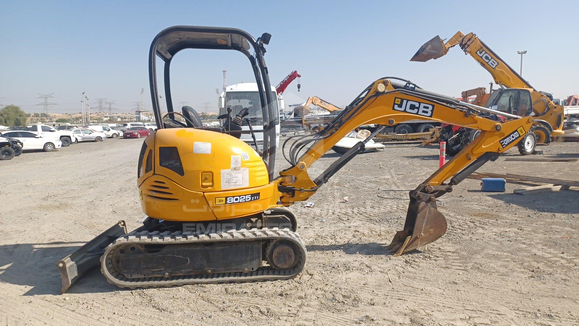 2011 JCB --- VIN: JCB08025P02020131