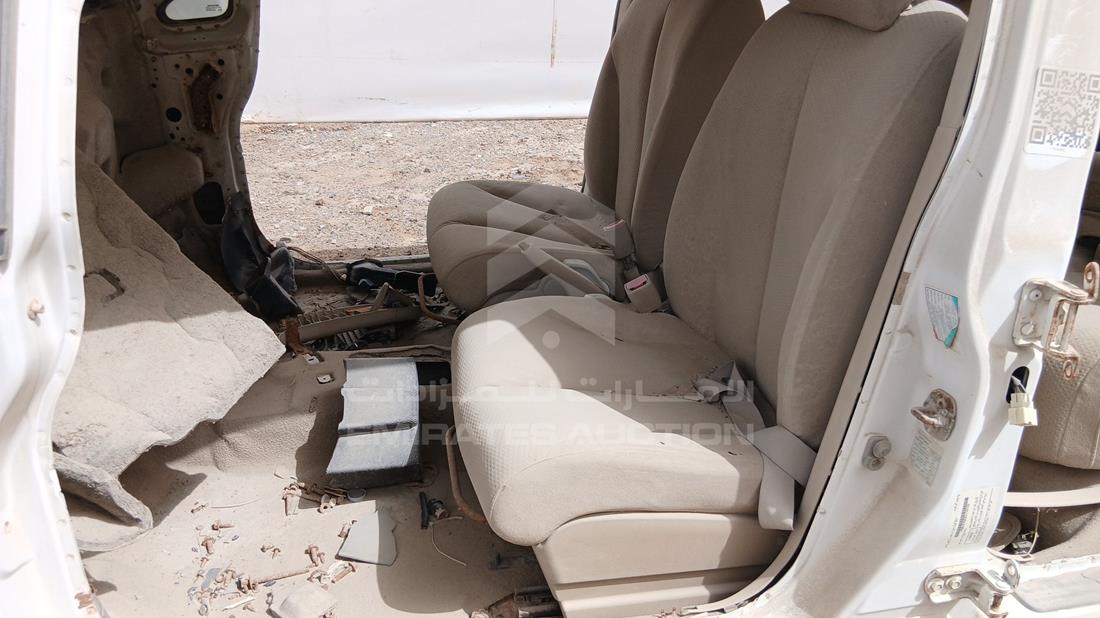 2011 Nissan Tiida — Front Left Driver Seat View — Photo 10