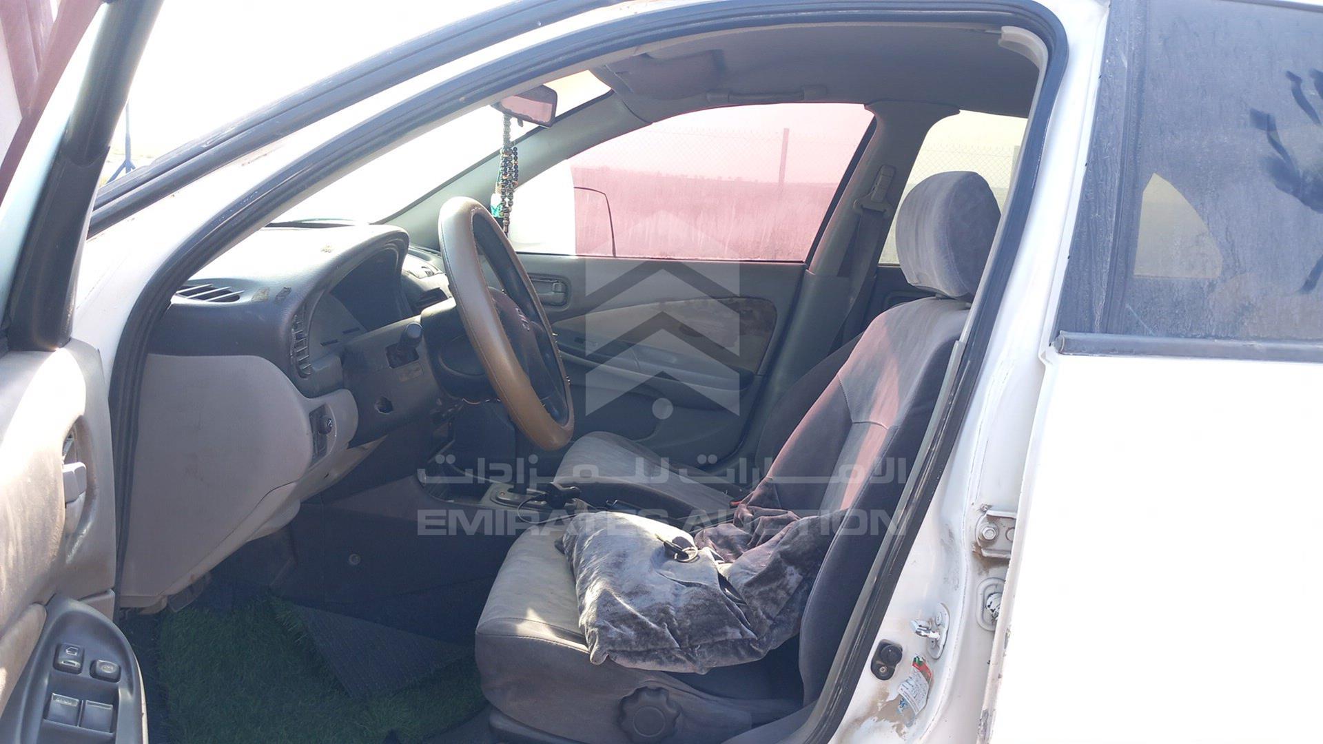 2001 NISSAN SUNNY VIN: JN1EN61C81W001613