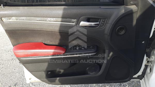 Chrysler 300 C 2013 2C3CCAFJ3DH539390 Image 4