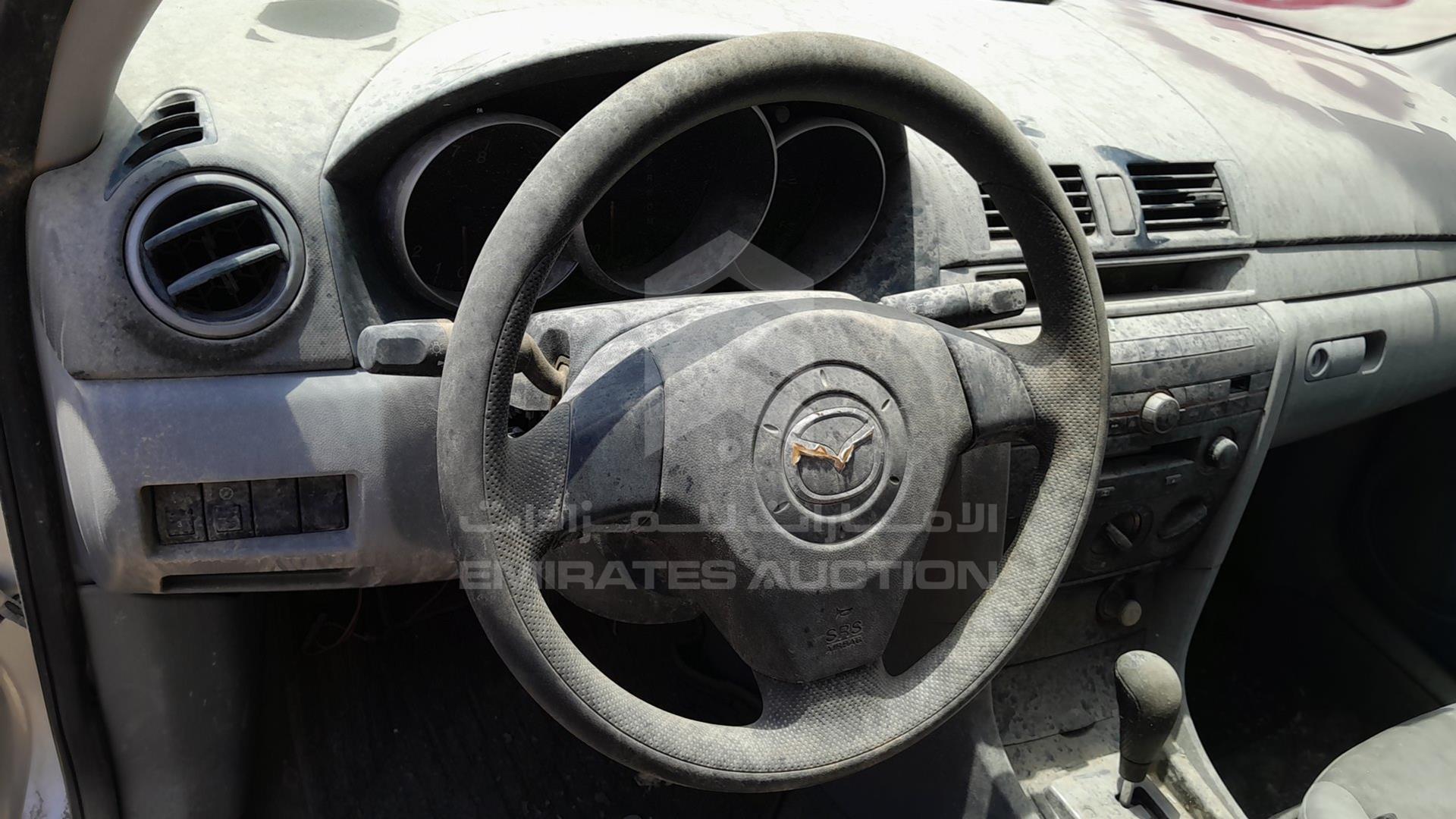 0 MAZDA --- VIN: JM7BK226651110171