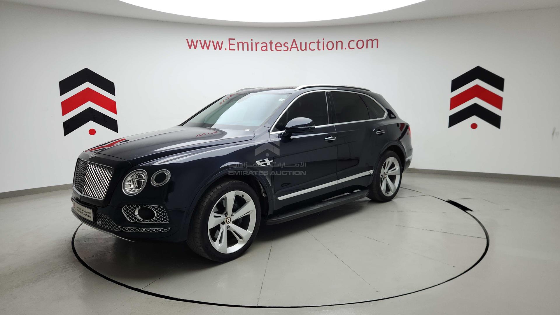 2020 BENTLEY BENTAYGA VIN: SJAAL1ZV6LC030267