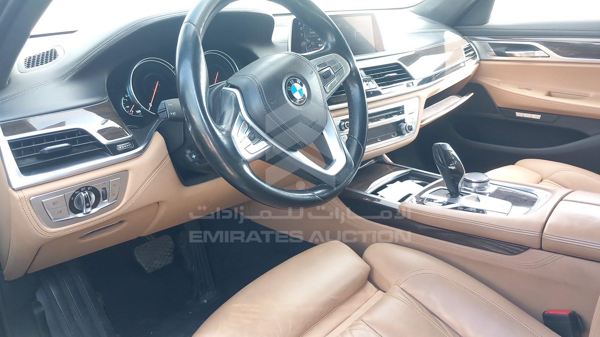2016 BMW 730 VIN: WBA7E010XGG560458
