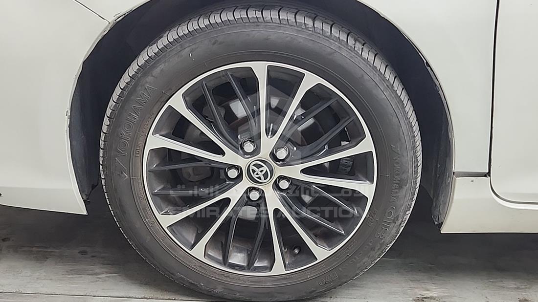2016 Toyota Camry — Front Left Tyre — Photo 32